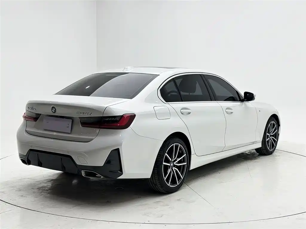 BMW 3 Series 2023 320Li M Sports Package купить на сайте DeffCars