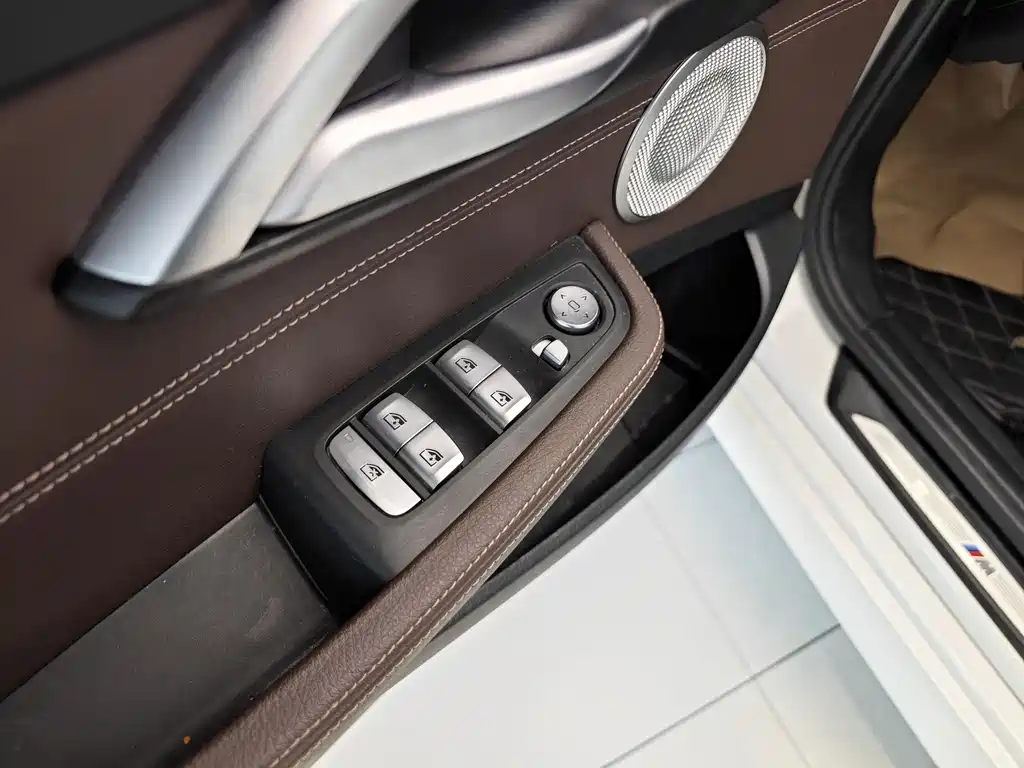 BMW 1 Series 2021 facelift 120i M Sports Night Edition купить на сайте DeffCars