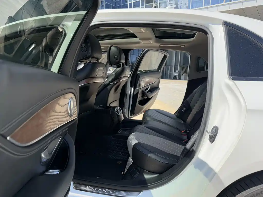 Mercedes-Benz E-Class 2016 E 300 L Luxury Model купить на сайте DeffCars