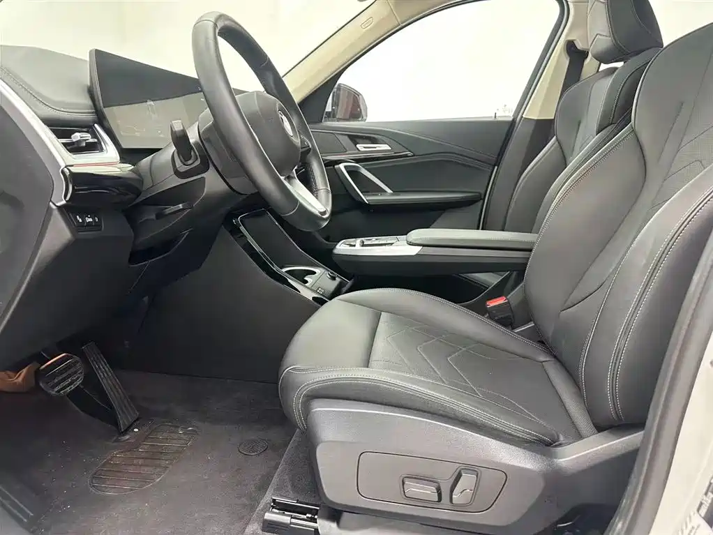 BMW X1 2023 sDrive20Li X Design Package купить на сайте DeffCars