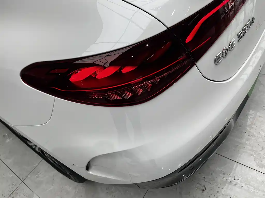Mercedes-Benz EQE 2022 350 Luxury Edition купить на сайте DeffCars