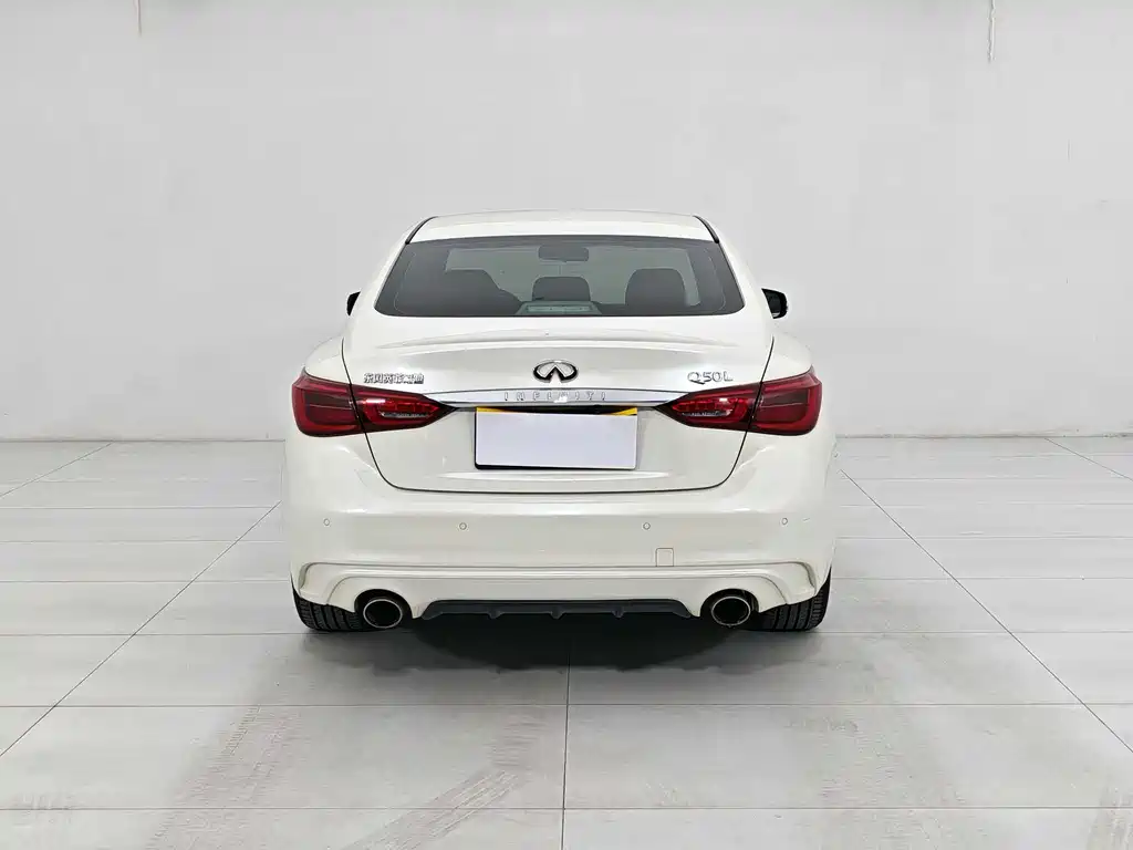 Infiniti Q50L 2018 2.0T Comfort Edition National VI купить на сайте DeffCars