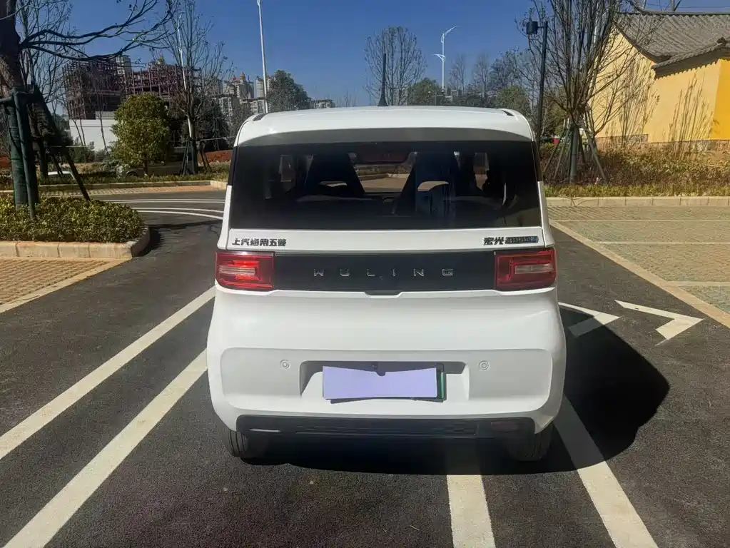 Hongguang MINIEV 2020 Yuexiang model lithium iron phosphate купить на сайте DeffCars