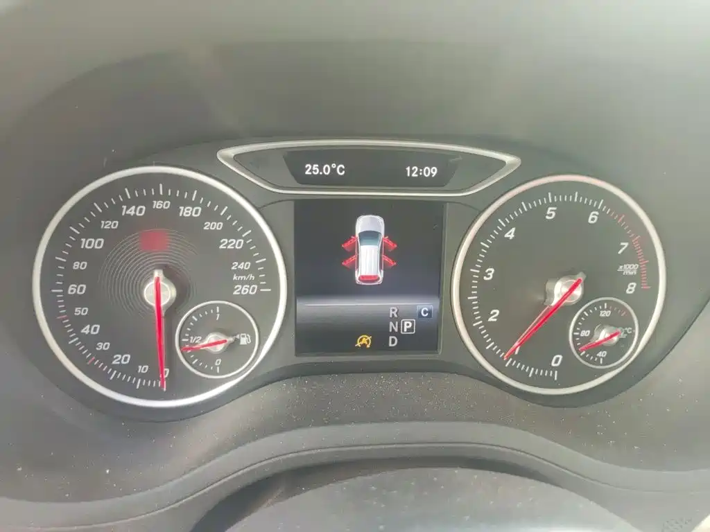 Mercedes-Benz B-Class 2018 B 200 Dynamic купить на сайте DeffCars