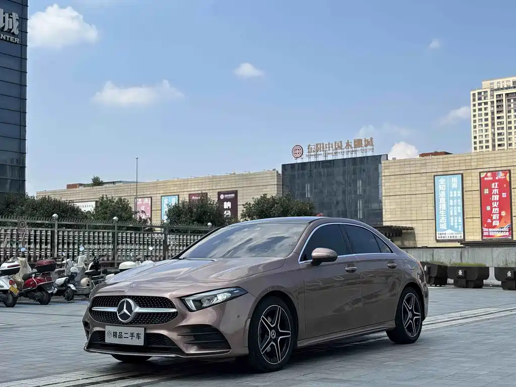 Mercedes-Benz A-Class 2019 facelift A 200 L sports sedan купить на сайте DeffCars