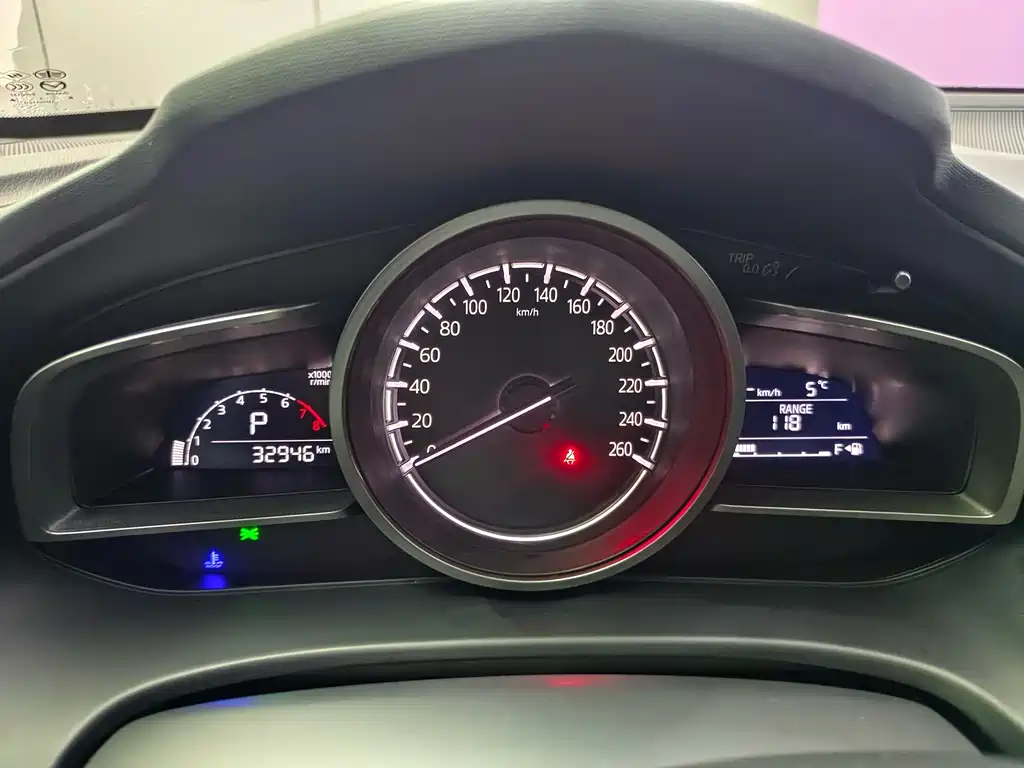 Mazda CX-4 2021 2.0L automatic two-wheel drive Blue Sky Vitality Edition купить на сайте DeffCars