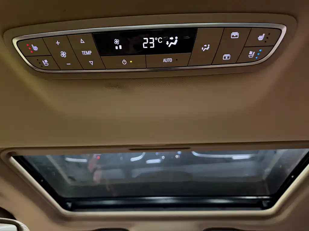 Buick GL8 2018 ES 28T luxury model National VI купить на сайте DeffCars