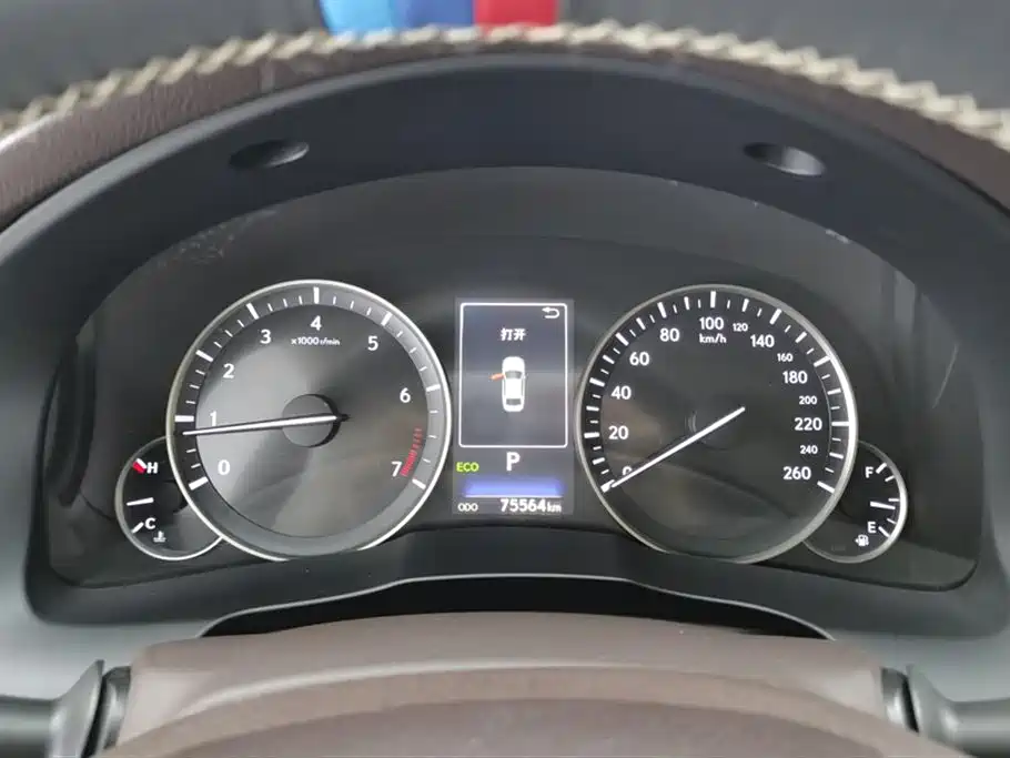 Lexus ES 2015 200 Elite Edition купить на сайте DeffCars
