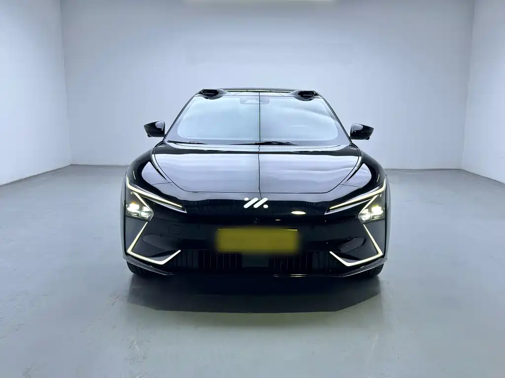 Zhiji L7 2022 Dynamic купить на сайте DeffCars