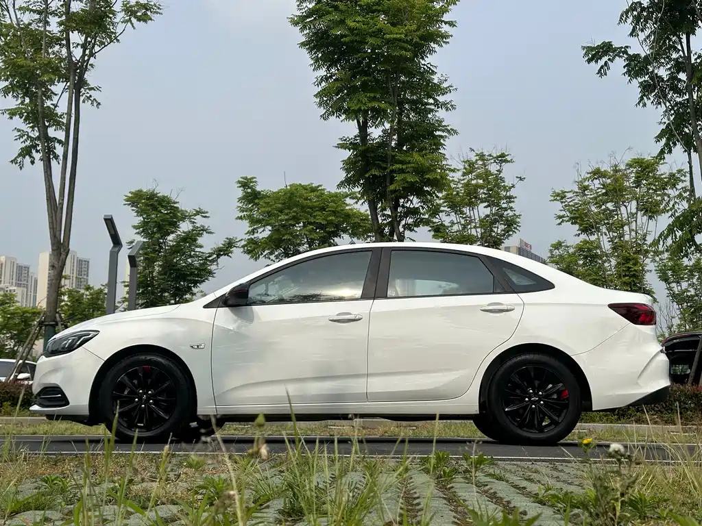 Cruze 2019 Redline 320T Dual Clutch Refreshing Edition National VI купить на сайте DeffCars