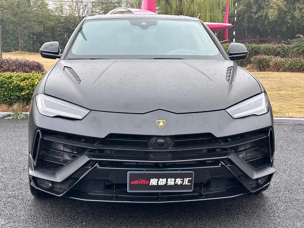 Urus 2023 4.0T V8 S купить на сайте DeffCars
