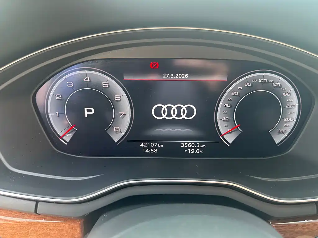 Audi A4L 2020 40 TFSI luxury and elegant model купить на сайте DeffCars