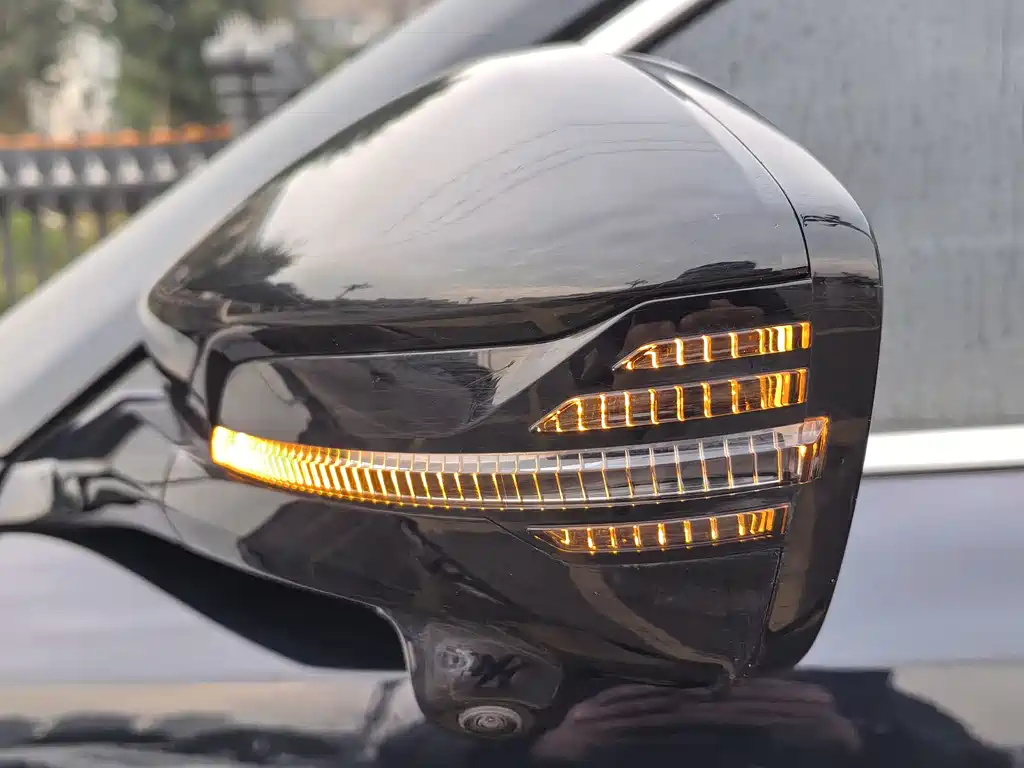 Changan UNI-K 2024 2.0T two-wheel drive Yueshang model купить на сайте DeffCars