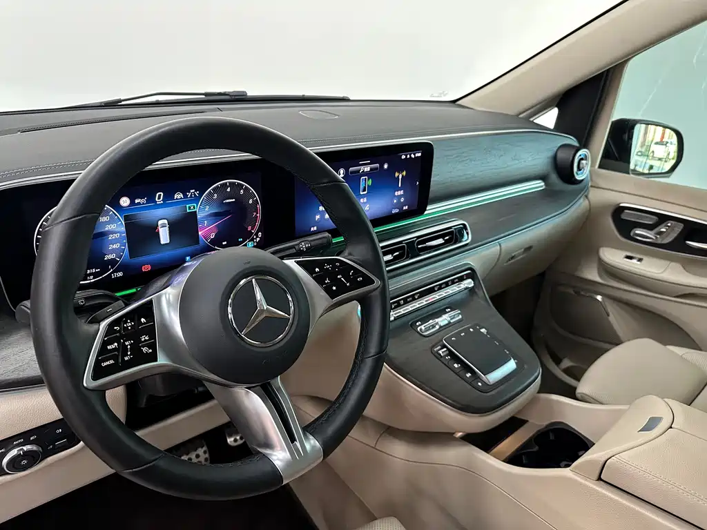 Mercedes-Benz V-Class 2024 V 300 L Long Wheelbase Luxury Edition купить на сайте DeffCars