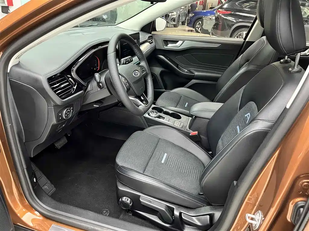 Focus Active 2021 EcoBoost 180 automatic trendy model купить на сайте DeffCars