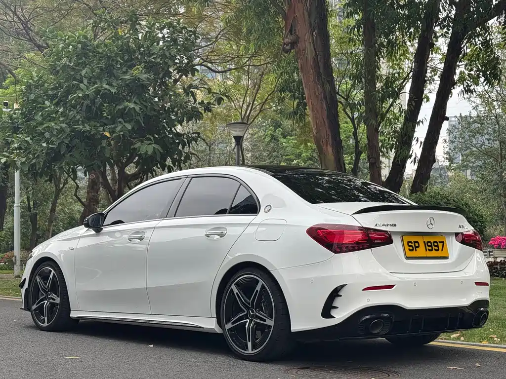 Mercedes-Benz A-Class AMG 2024 AMG A 35 L 4MATIC купить на сайте DeffCars