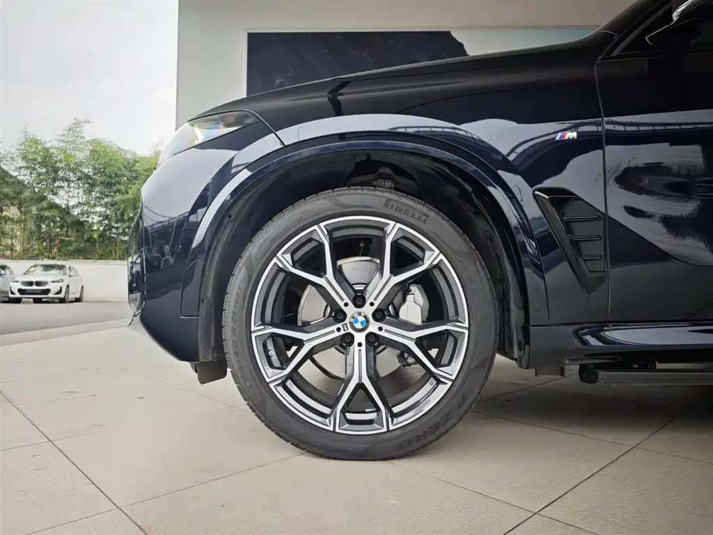 BMW X5 2025 xDrive 30Li M Sports Night Package купить на сайте DeffCars
