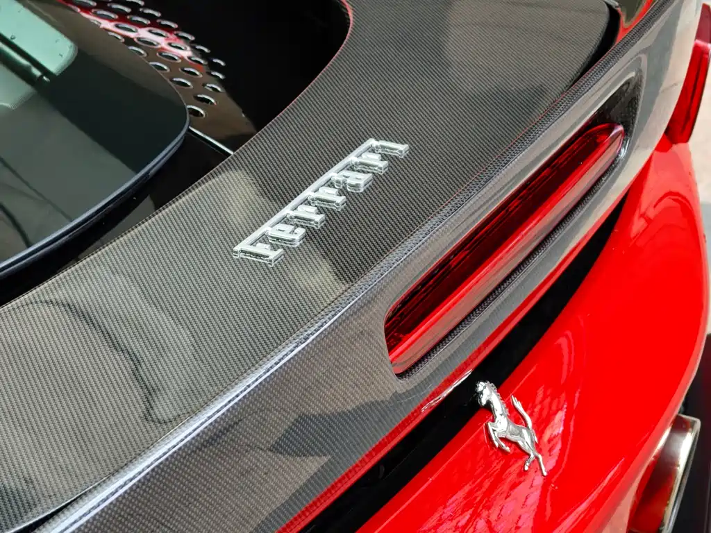 SF90 2020 3.9T V8 Stradale купить на сайте DeffCars