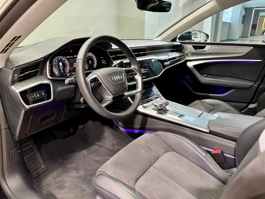 Audi A7L 2024 45 TFSI luxury model купить на сайте DeffCars