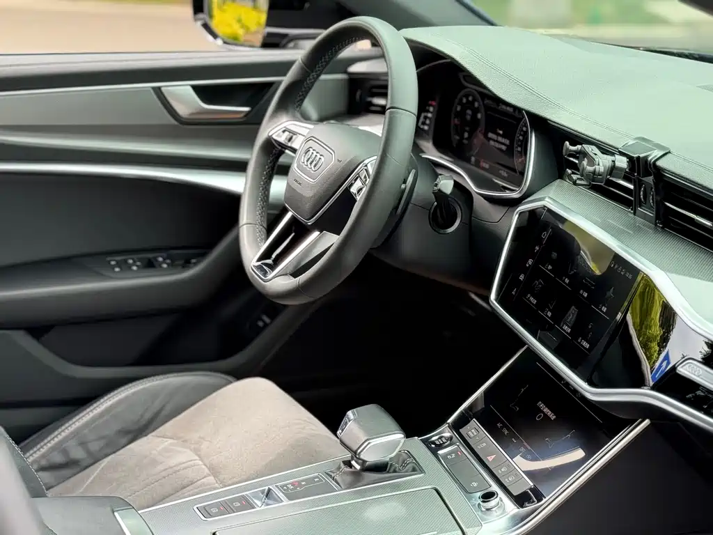 Audi A6L 2022 40 TFSI luxury and dynamic model купить на сайте DeffCars