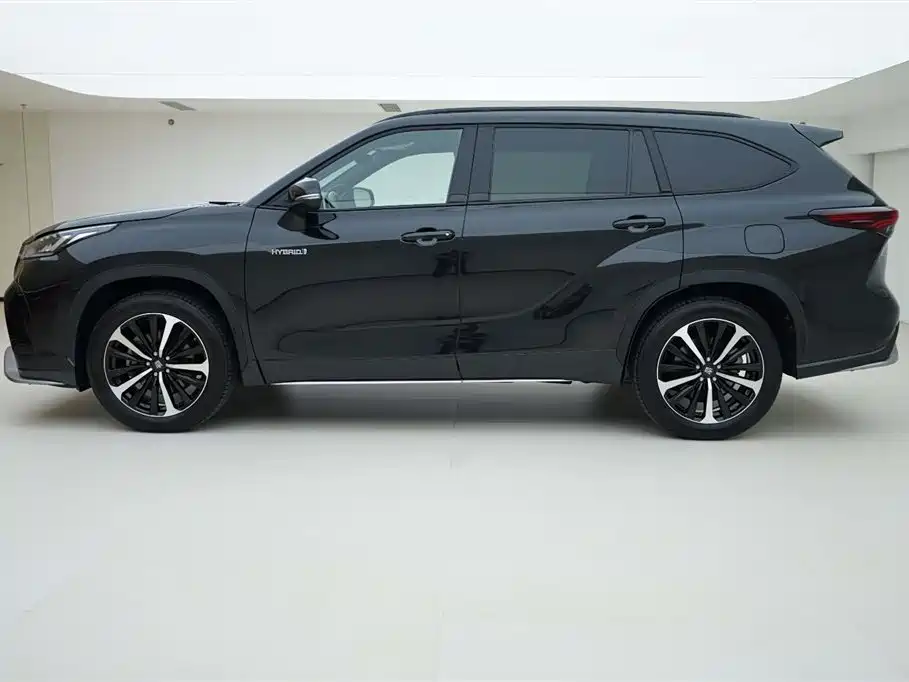 Crown Lufang 2023 2.5L HEV four-wheel drive flagship version купить на сайте DeffCars
