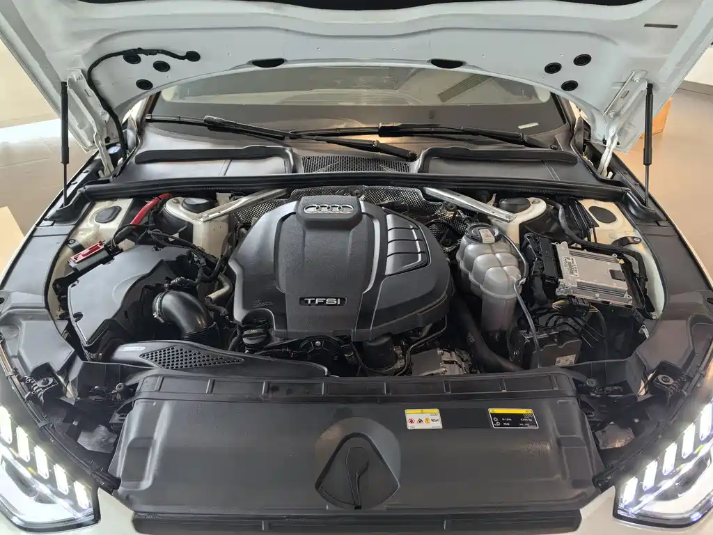 Audi A4L 2020 40 TFSI Fashionable and Dynamic купить на сайте DeffCars