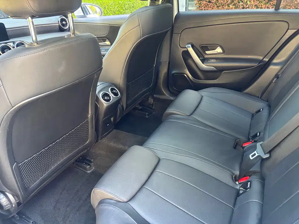 Mercedes-Benz A-Class 2023 A 200 L Dynamic купить на сайте DeffCars