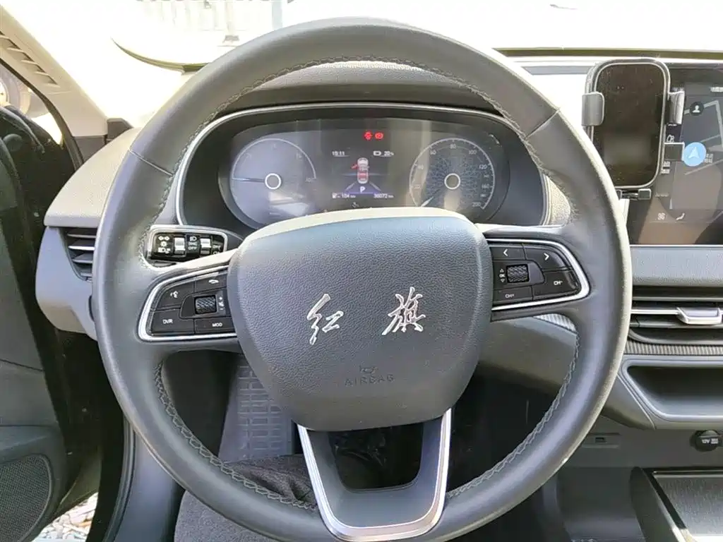 Hongqi E-QM5 2022 431km Charging Enjoyment Edition купить на сайте DeffCars