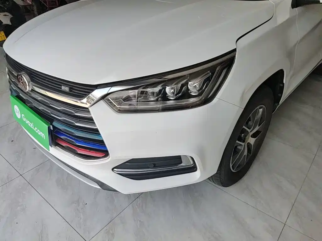 Song 2019 1.5TI manual smart connected hypermobility model купить на сайте DeffCars
