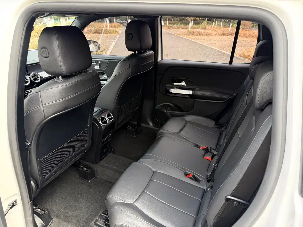 Mercedes-Benz GLB 2021 GLB 200 Dynamic купить на сайте DeffCars
