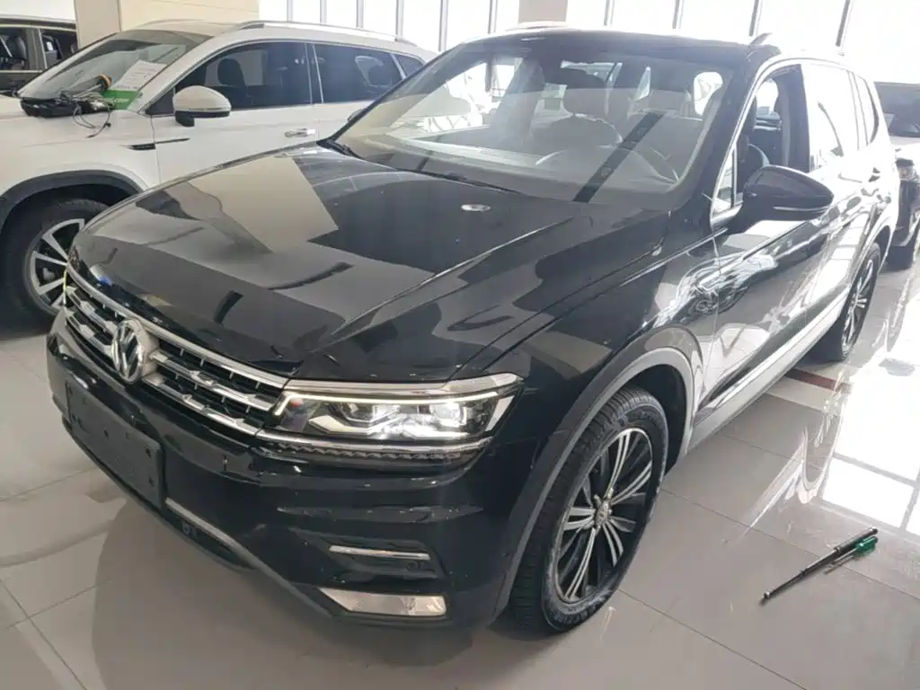 Tiguan L 2017 330TSI automatic two-wheel drive flagship version купить на сайте DeffCars