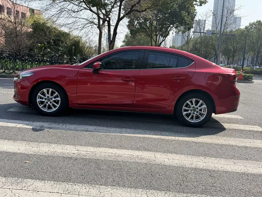 Mazda3 Angkesela 2017 Sedan 1.5L Automatic Comfort Type National V купить на сайте DeffCars