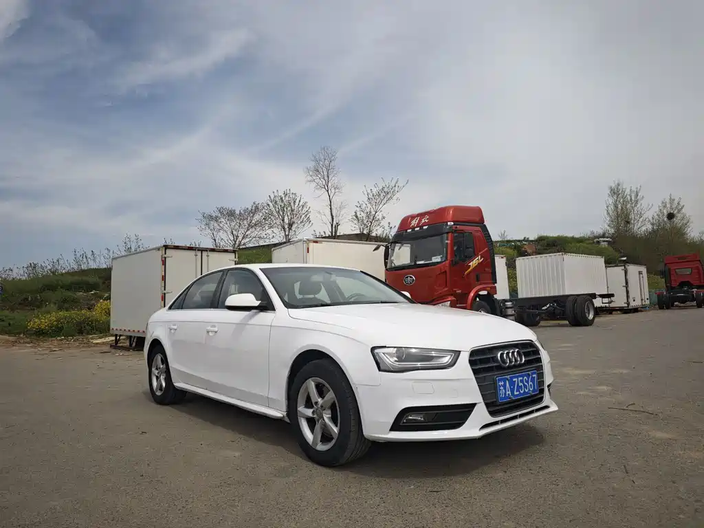 Audi A4L 2013 35 TFSI automatic comfort type купить на сайте DeffCars