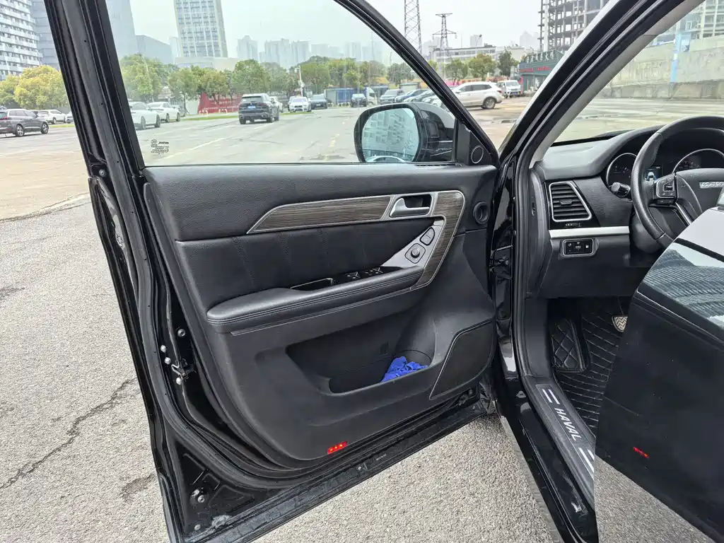Haval H6 Coupe 2016 Blue Label 1.5T Automatic 2WD Elite купить на сайте DeffCars
