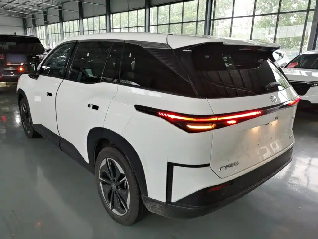 Platinum 3X 2025 520 Pro купить на сайте DeffCars