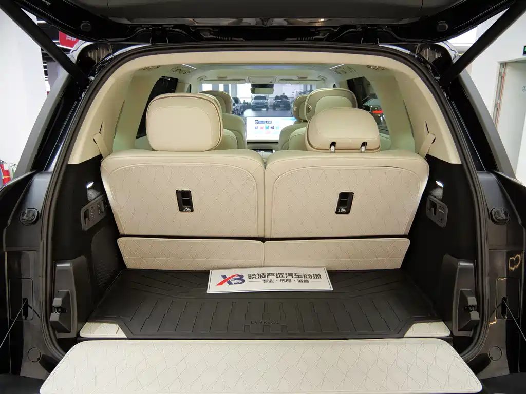Lynk & Co 900 2025 1.5T Ultra купить на сайте DeffCars