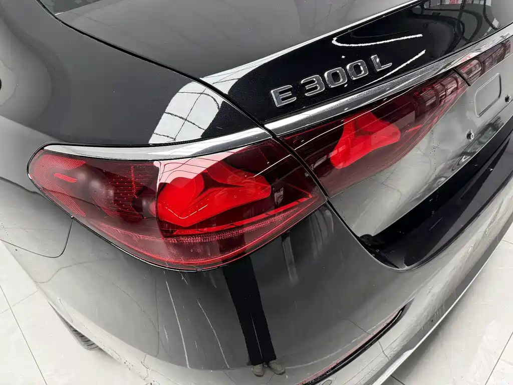 Mercedes-Benz E-Class 2026 E 300 L Luxury Model купить на сайте DeffCars