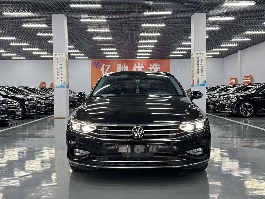 Magotan 2020 380TSI DSG luxury model купить на сайте DeffCars