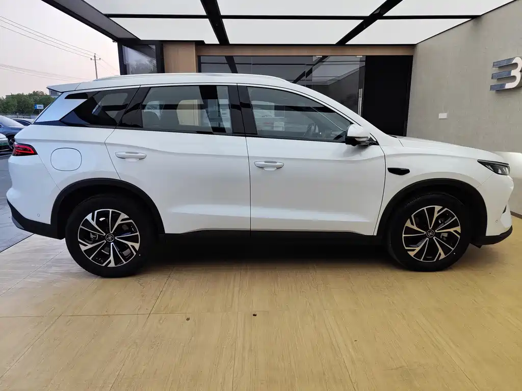 Song Pro New Energy 2025 second generation DM-i 115KM transcendent type купить на сайте DeffCars