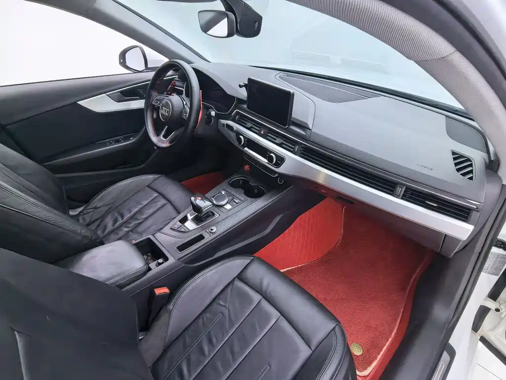 Audi A4L 2019 40 TFSI Fashion Type National V купить на сайте DeffCars