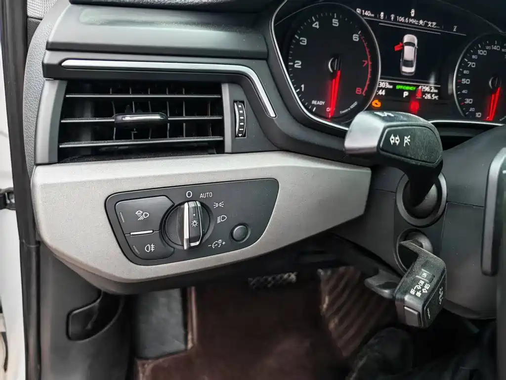 Audi A4L 2019 40 TFSI Enterprising National V купить на сайте DeffCars