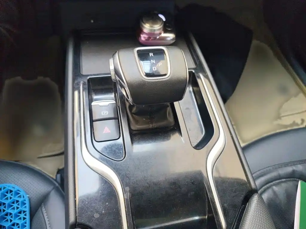Hongqi E-QM5 2023 model 620km PLUS купить на сайте DeffCars