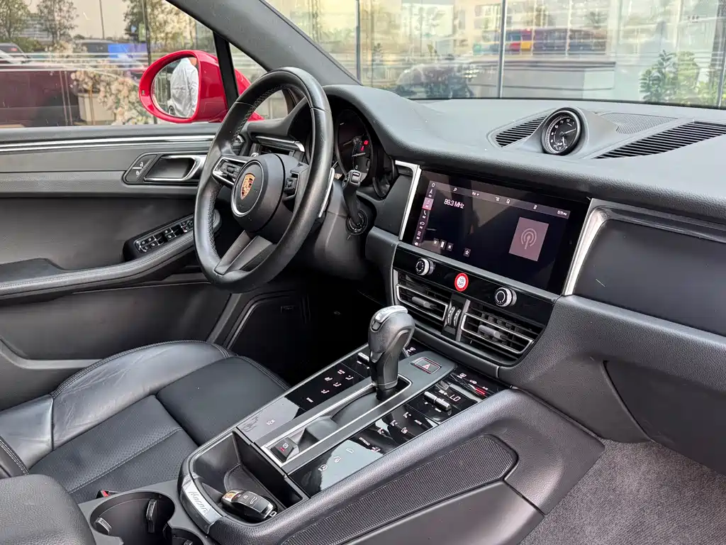 Macan 2022 Macan 2.0T купить на сайте DeffCars