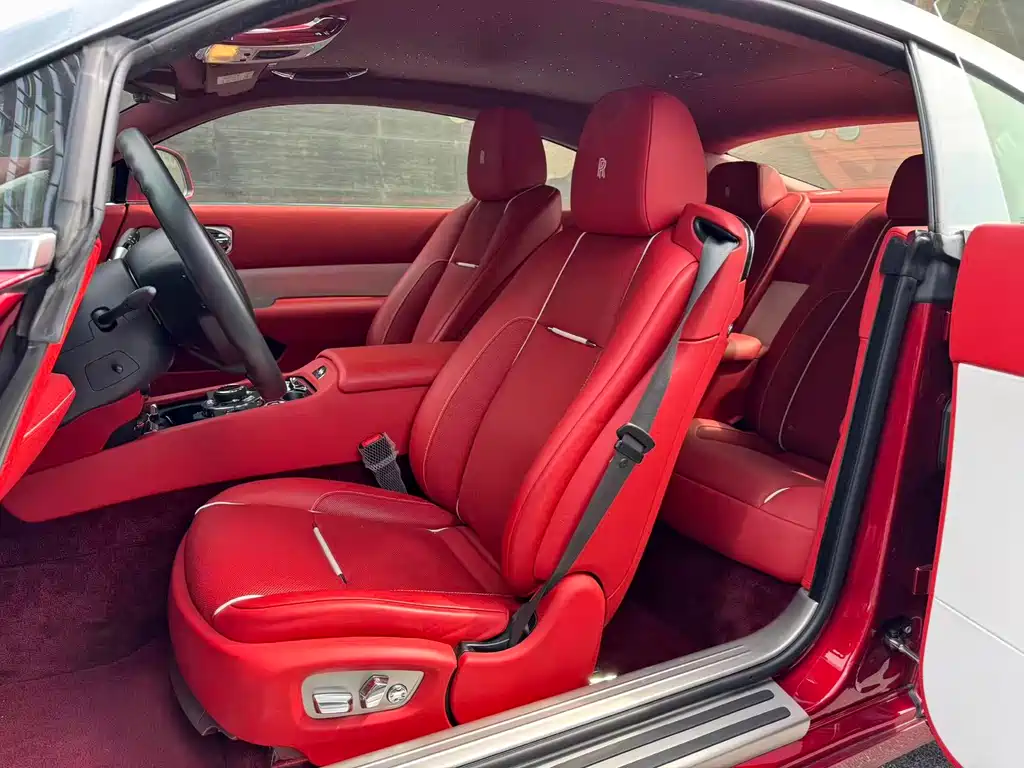 Phantom 2018 6.6T standard model купить на сайте DeffCars