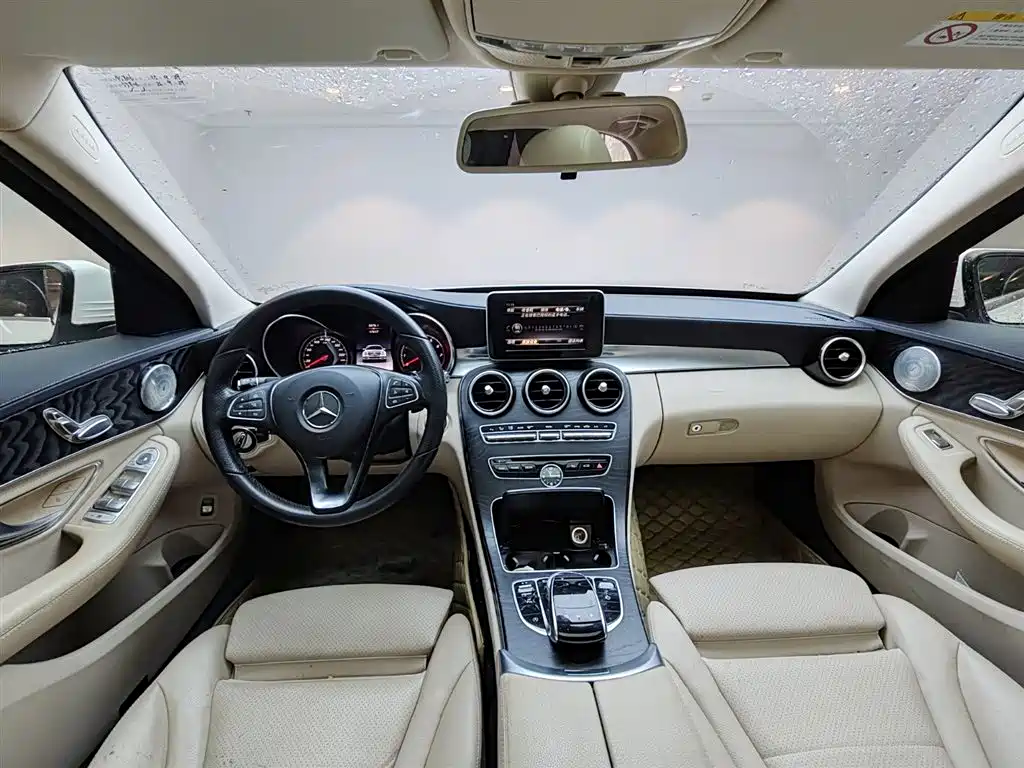 Mercedes-Benz C-Class 2018 C 180 L Fashionable Sports Edition купить на сайте DeffCars