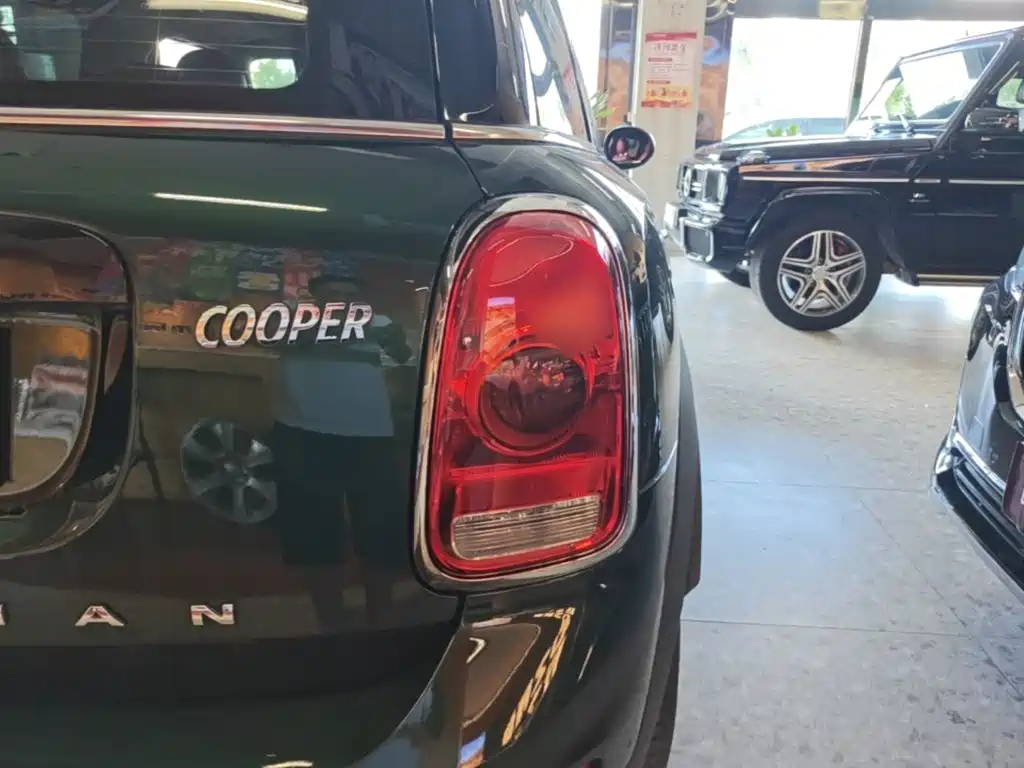 MINI COUNTRYMAN 2018 1.5T COOPER ALL4 Classic купить на сайте DeffCars