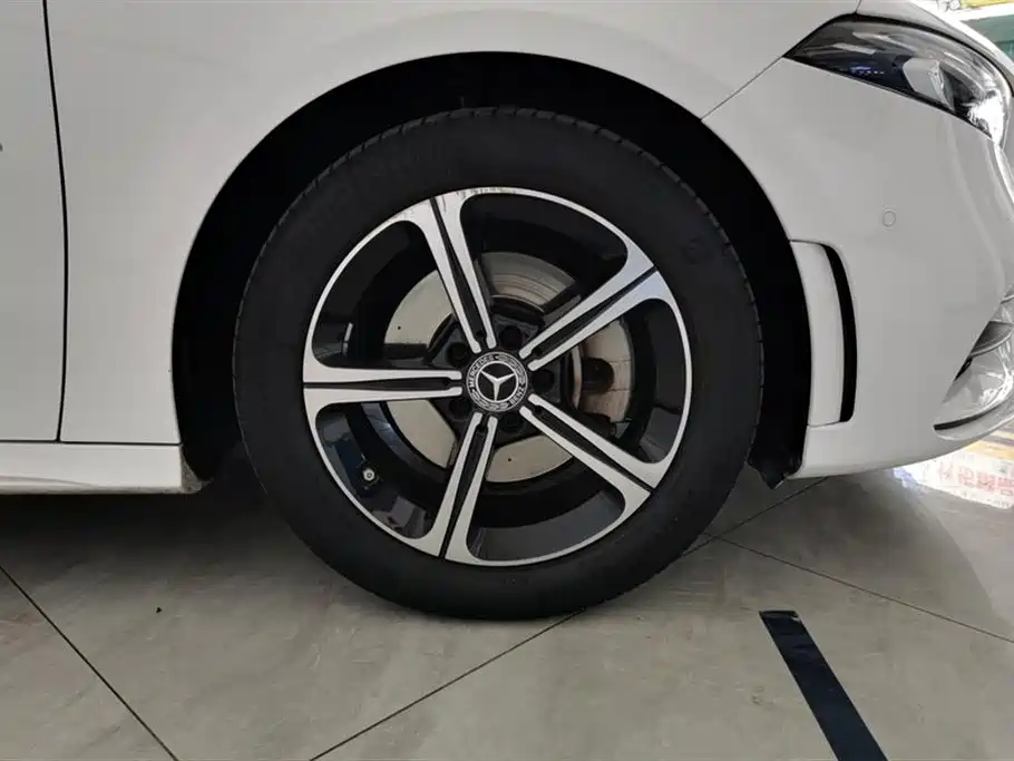 Mercedes-Benz A-Class 2022 Model 2 A 200 L Sports Sedan Fashionable купить на сайте DeffCars