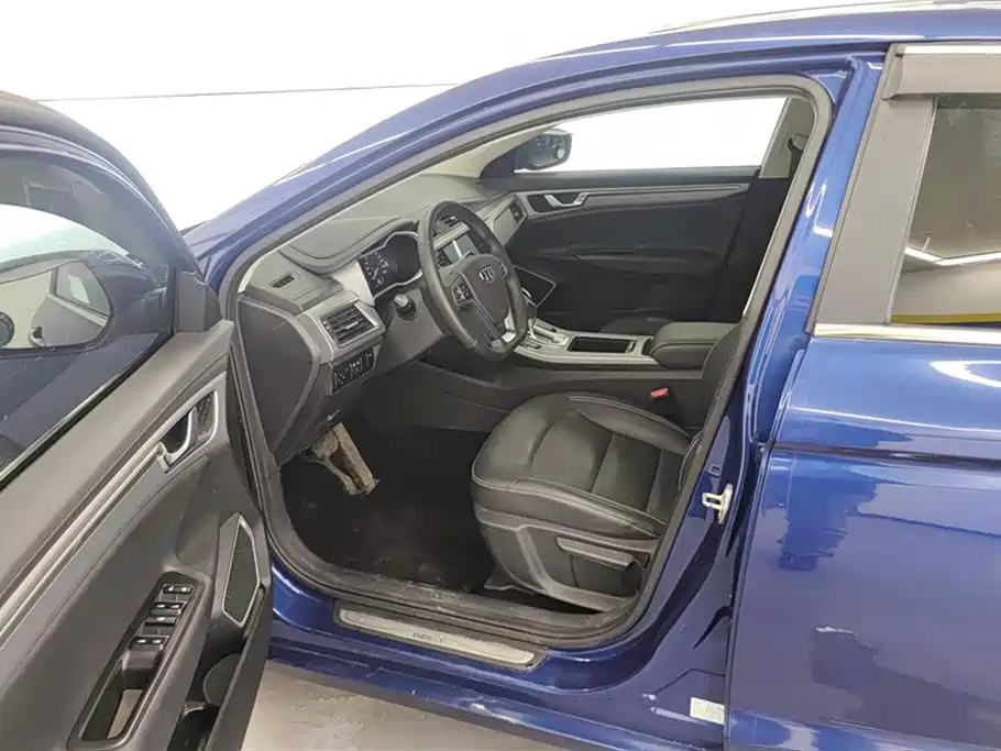 Emgrand GL 2018 1.8L DCT Elite Intelligent Connected Model купить на сайте DeffCars