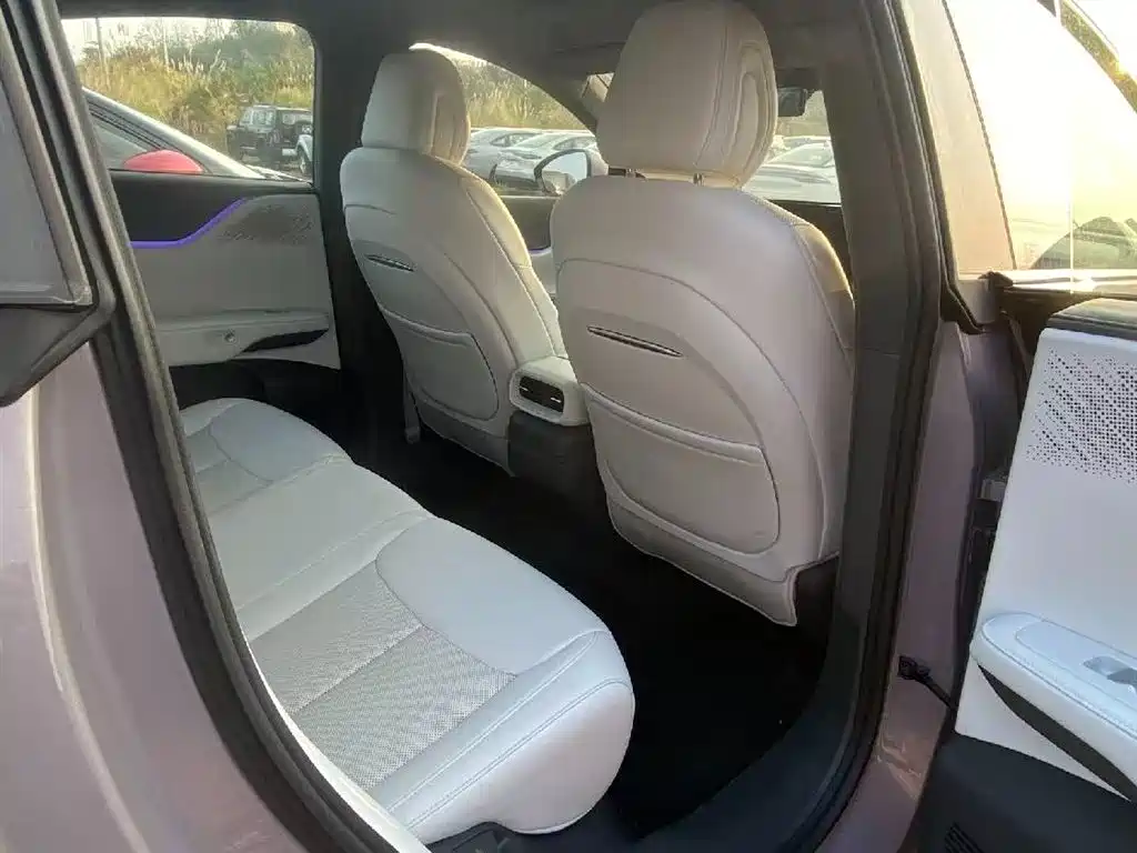 Xpeng G6 2025 model 625 long battery life Max flagship version купить на сайте DeffCars