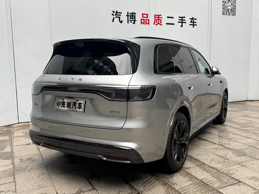 Wenjie M8 2025 extended range Ultra version 53.4kWh 5-seater version купить на сайте DeffCars